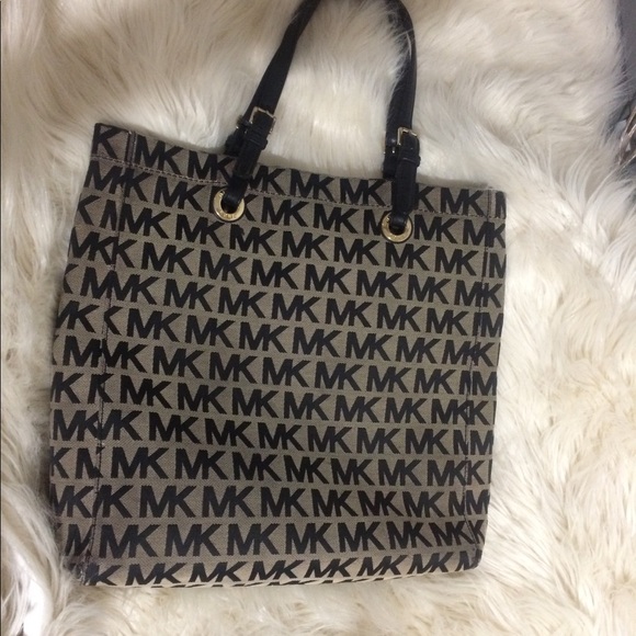 Michael Kors Jet Tote Black Beige - Picture 2 of 8